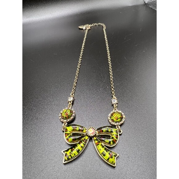 Betsey Johnson Bow Necklace - Picture 3 of 6